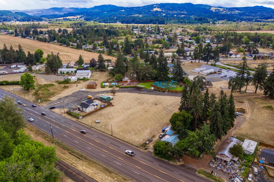 More Photos Of 3980 S Santiam Hwy, Lebanon Land For Sale