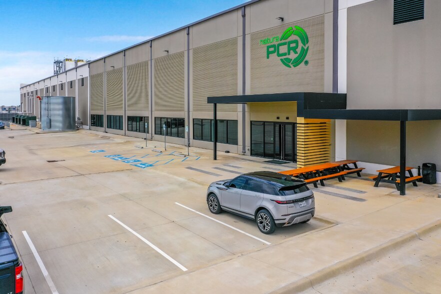 More Photos Of , Waller Industrial For Sale