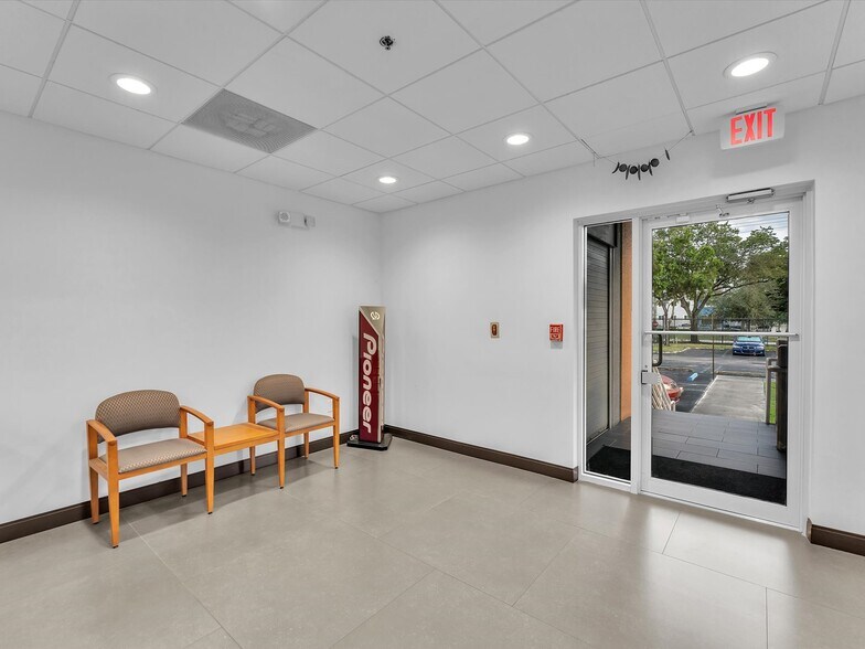 More Photos Of 10855 NW 27th St, Doral Warehouse For Lease