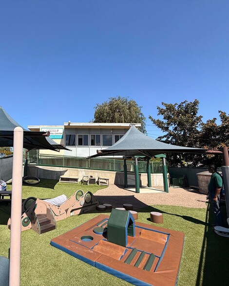 More Photos Of 2415 W Avenue 30, Los Angeles Daycare Center For Sale