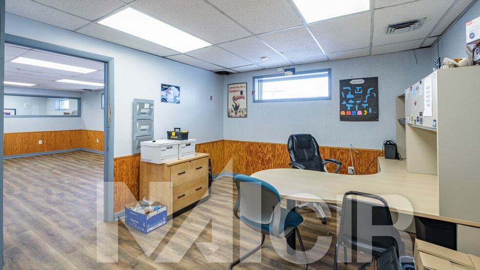 More Photos Of 807 S 27th St, Harrisburg Warehouse For Sale