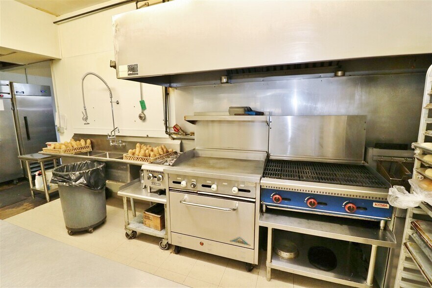 More Photos Of 121 S Main St, Tioga Restaurant For Sale