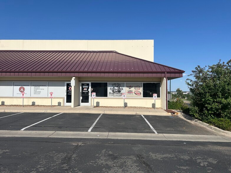 Primary Photo Of 802-886 E 78th Ave, Denver Warehouse For Sale