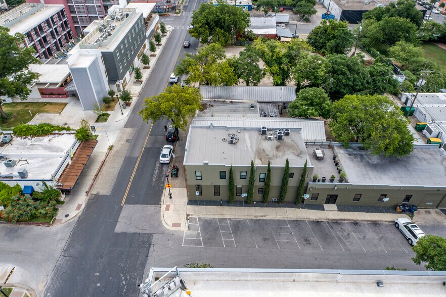More Photos Of 1101 E 6th St, Austin Loft Creative Space For Lease