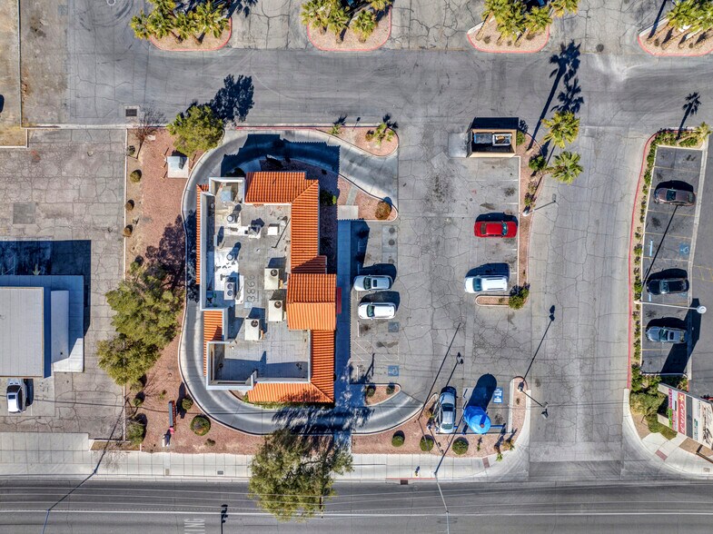 More Photos Of 3866 W Sahara Ave, Las Vegas Fast Food For Lease