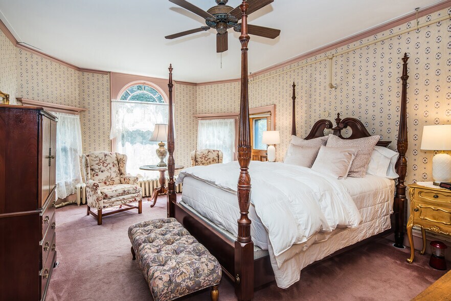 More Photos Of 70 N Main St, Rutland Hospitality For Sale