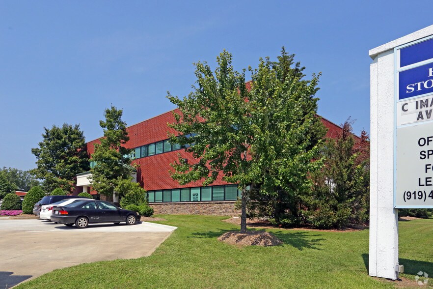 More Photos Of 4324 S Alston Ave, Durham Showroom For Lease