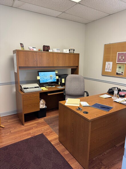More Photos Of 508 N Commerce Ave, Front Royal Bank For Sale