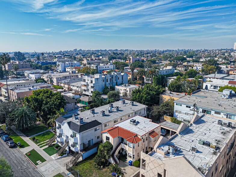 More Photos Of 1441 S Bedford St, Los Angeles Apartments For Sale