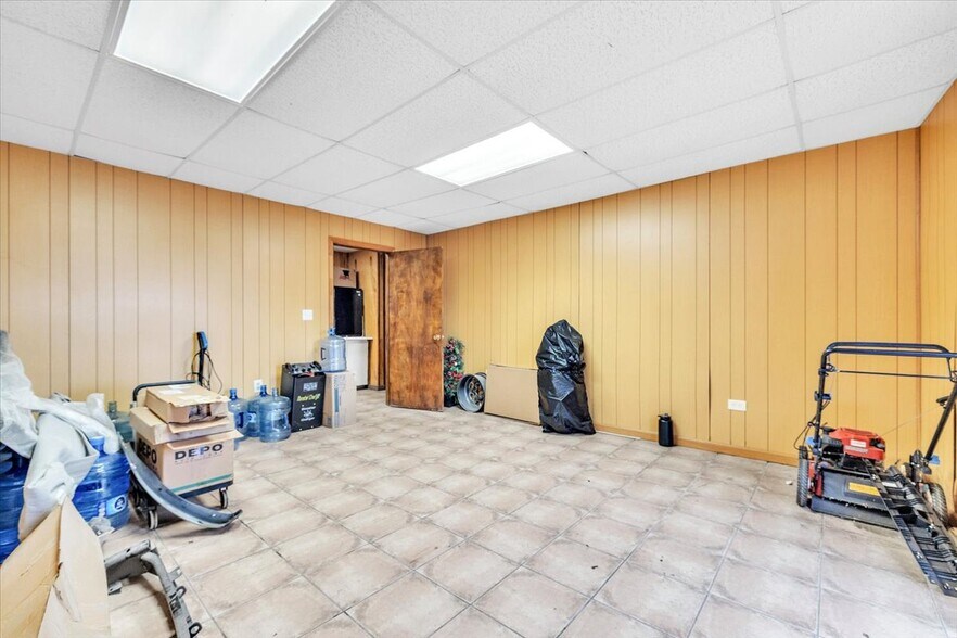 More Photos Of 23415 Janice Ave, Port Charlotte Warehouse For Sale
