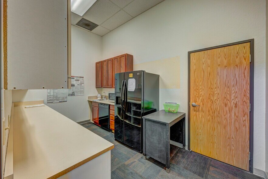 More Photos Of 634 Ryland St, Reno Office For Sale