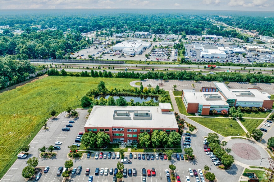 More Photos Of 1040 University Blvd, Portsmouth Office For Lease