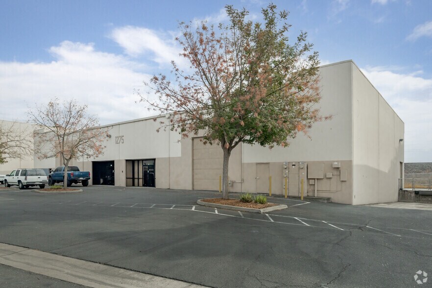 Primary Photo Of 1275 Triangle Ct, West Sacramento Warehouse For Lease
