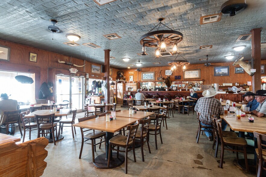 More Photos Of 311 Main St, Bandera Restaurant For Sale