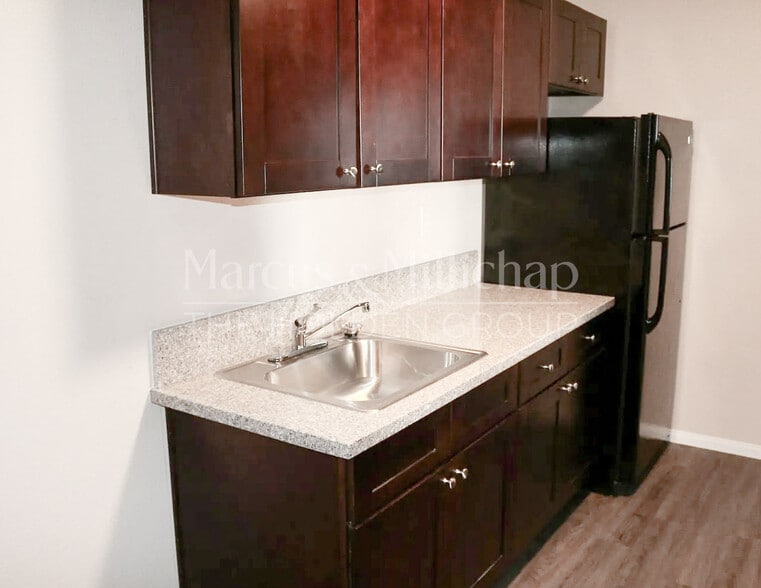 More Photos Of 230 S Maryland Pkwy, Las Vegas Apartments For Sale