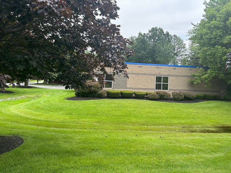 More Photos Of 2217 Central Ave, Schenectady Office For Lease