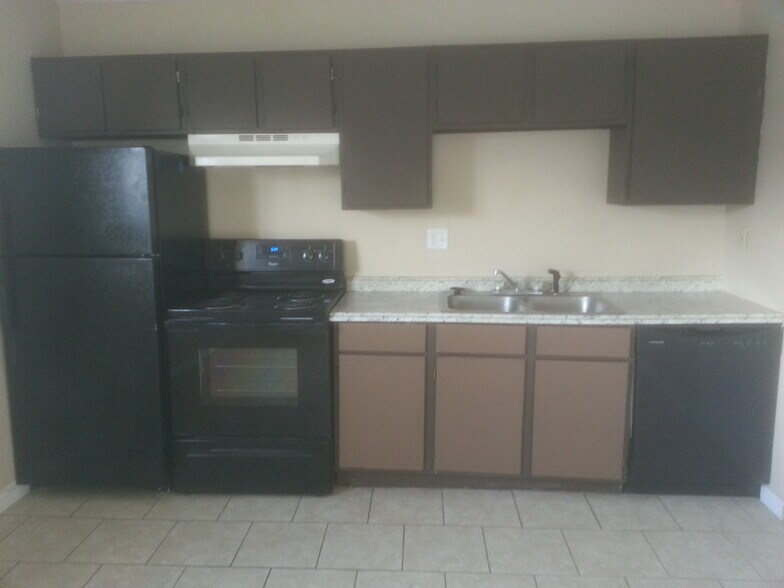 More Photos Of 6664-6670 Provincial Dr, Fountain Apartments For Sale