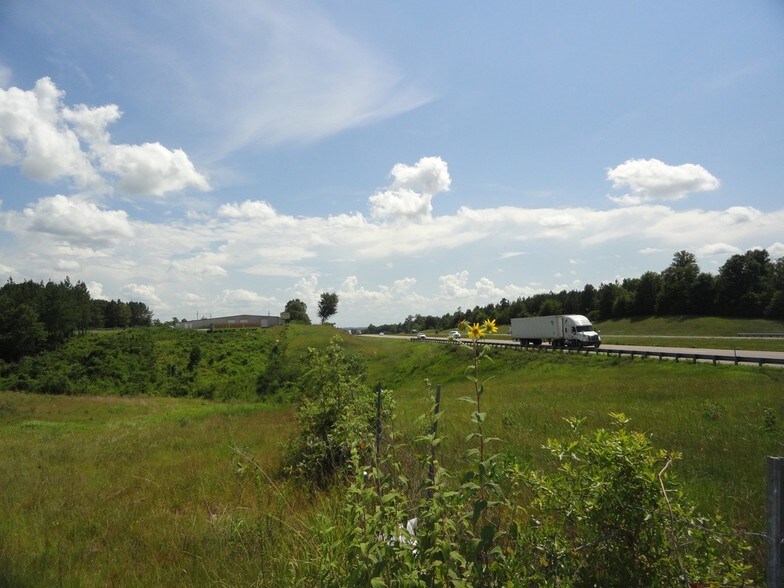 More Photos Of 235 Shiloh Church Rd, Ellisville Distribution For Sale