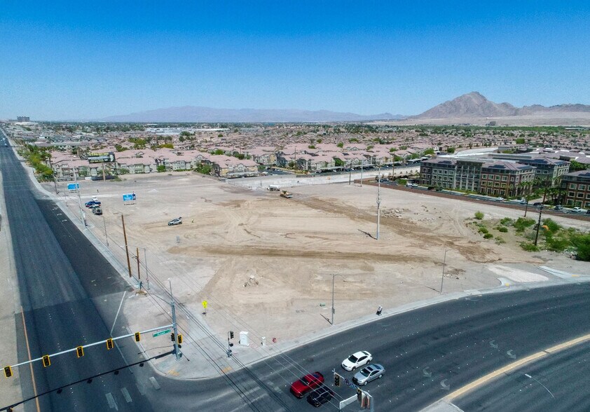 More Photos Of 6375 Boulder Hwy, Las Vegas Freestanding For Sale