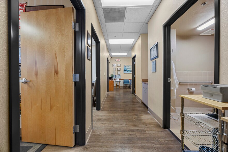 More Photos Of 9187 W Flamingo Rd, Las Vegas Medical For Sale