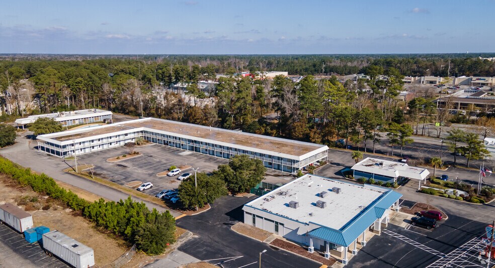 More Photos Of 5025 Market St, Wilmington Hotel For Sale