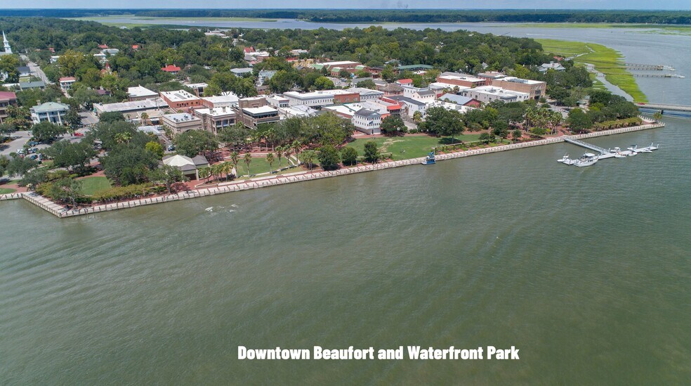 More Photos Of 916 Bay St, Beaufort Office For Sale