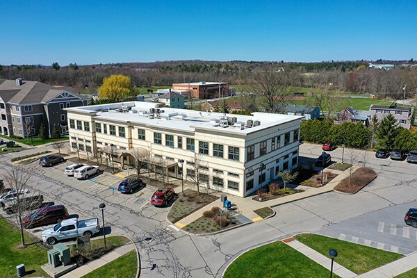 More Photos Of 156 S Village Grn, Middlebury Office For Lease