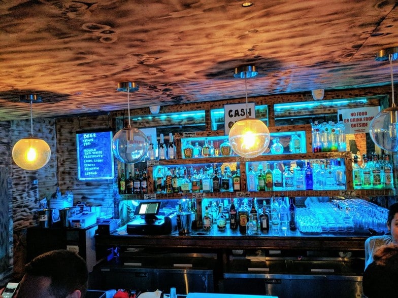 More Photos Of 291 Hooper St, Brooklyn Bar For Lease