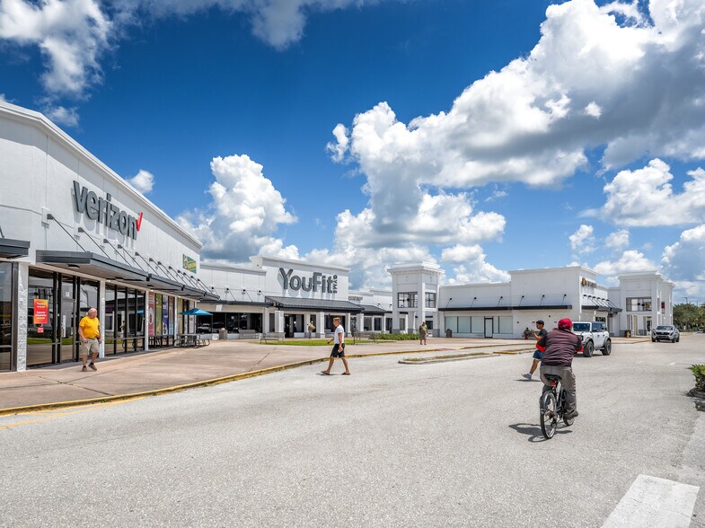 More Photos Of 3280 Tamiami Trl, Port Charlotte General Retail For Lease