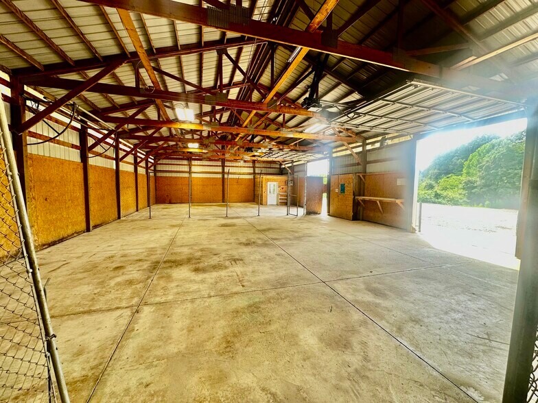More Photos Of 3470 Gilchrist Rd, Mogadore Warehouse For Sale
