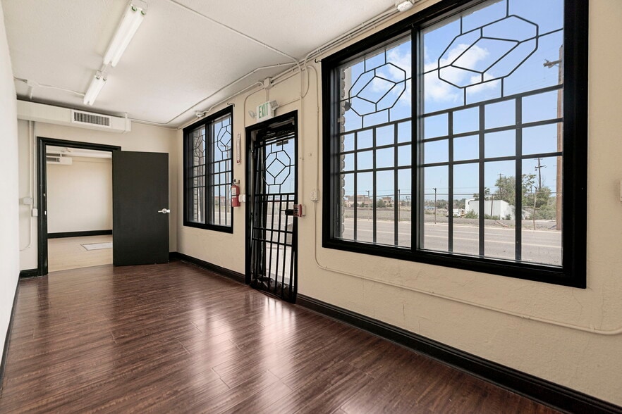 More Photos Of 5410-5430 W 44th Ave, Denver Freestanding For Lease