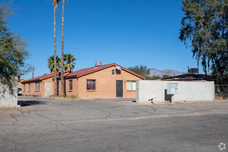 More Photos Of 238 W Navajo Rd, Tucson Apartments For Sale