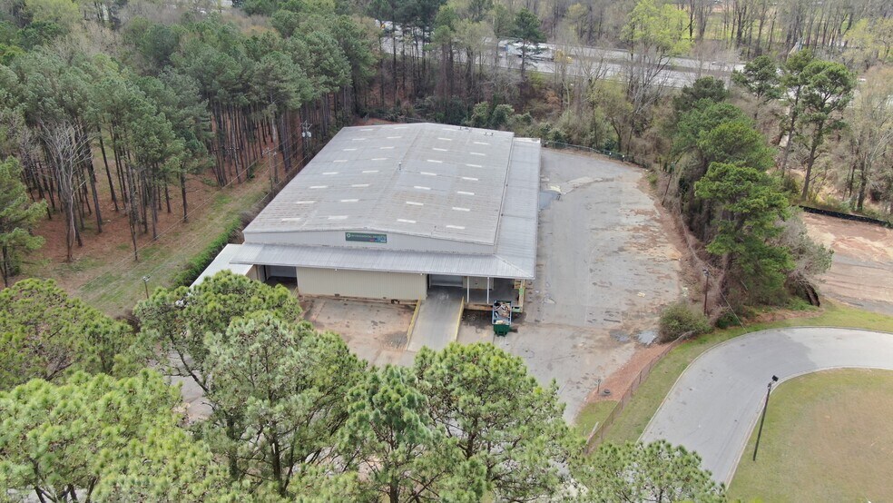 More Photos Of 4410 Wendell Dr SW, Atlanta Warehouse For Lease