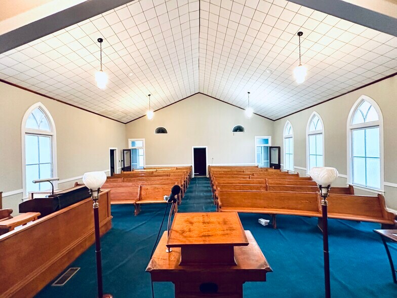 More Photos Of 504 Main St, Woodville Religious Facility For Sale