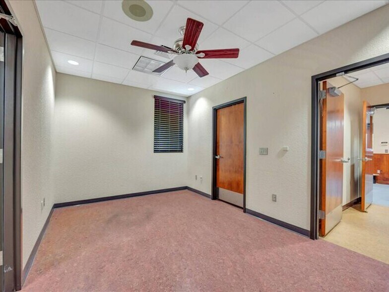 More Photos Of 1225 N Mound St, Nacogdoches Skilled Nursing Facility For Lease