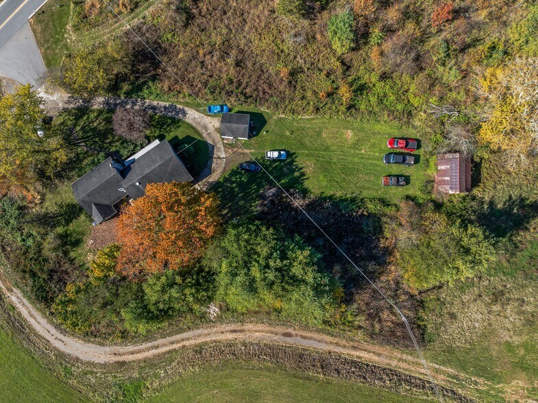 More Photos Of 1475 Crossroads Pky, Mars Hill Land For Sale