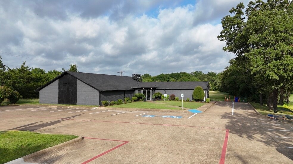 Primary Photo Of 4409 Pioneer Rd, Balch Springs Specialty For Sale
