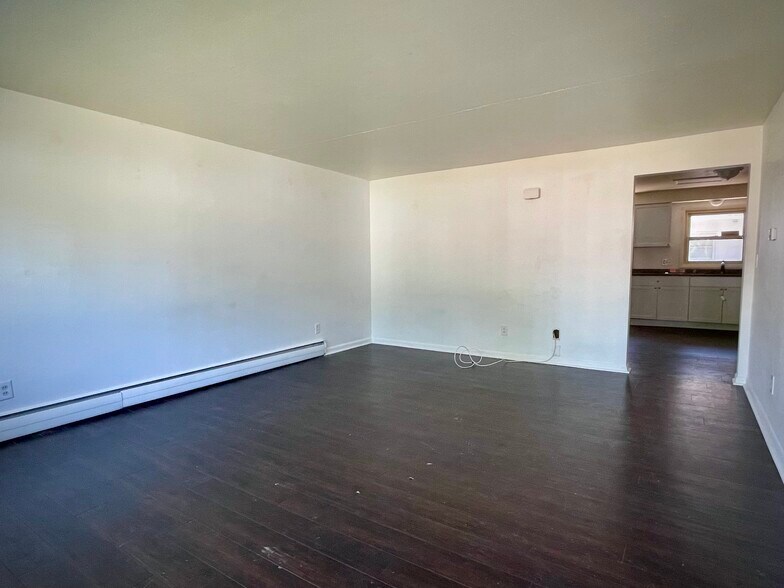 More Photos Of 101 Hooper Rd, Endicott Apartments For Sale