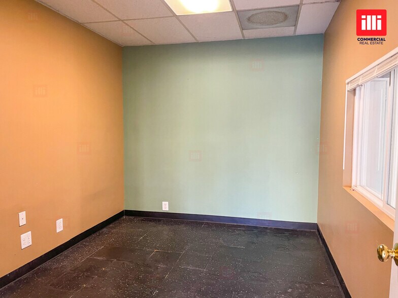 More Photos Of 300-312 E Queen St, Inglewood Loft Creative Space For Lease