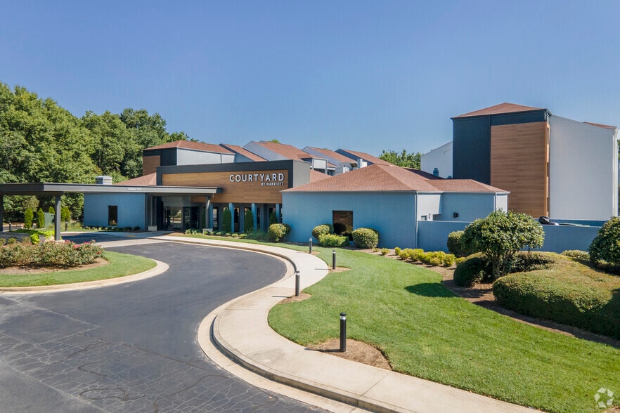 Primary Photo Of 2455 Delk Rd SE, Marietta Hotel For Sale