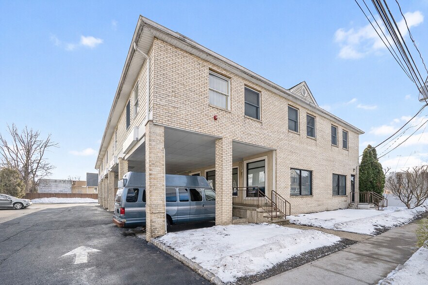 Primary Photo Of 234 Main St, Lincoln Park Storefront Retail Office For Lease
