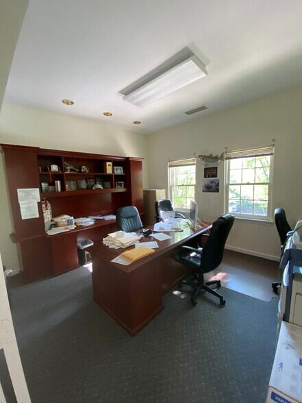 More Photos Of 4200 Evergreen Ln, Annandale Medical For Sale