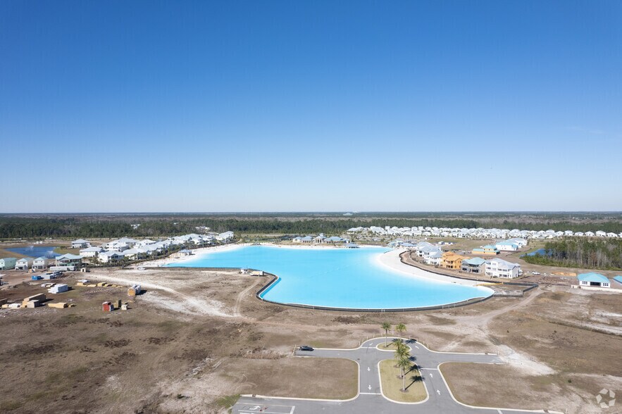 More Photos Of 335 Beachfront Dr, Saint Johns Freestanding For Lease
