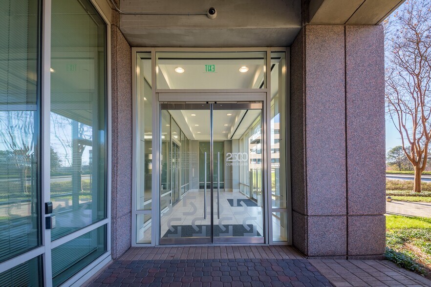 More Photos Of 2500 Cumberland Pky SE, Atlanta Office For Lease