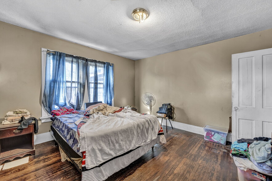 More Photos Of 2127 W 100th St, Cleveland Multifamily For Sale