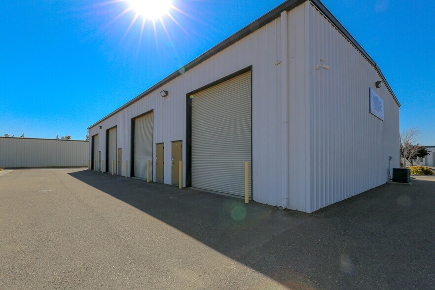 More Photos Of 128 Heron Way, Merced Light Manufacturing For Lease