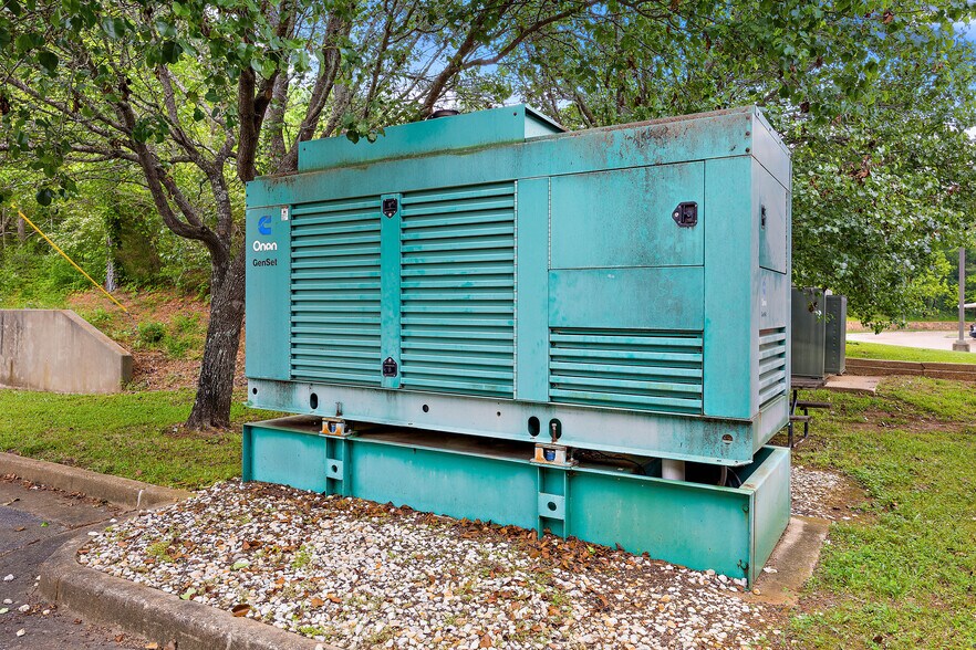 More Photos Of 3610 N University Dr, Nacogdoches Healthcare For Sale