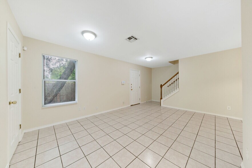 More Photos Of 414 Cupples Rd, San Antonio Apartments For Sale