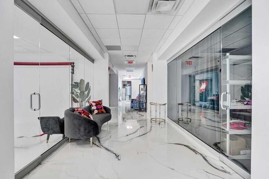 More Photos Of 18851 NE 29th Ave, Aventura Coworking Space