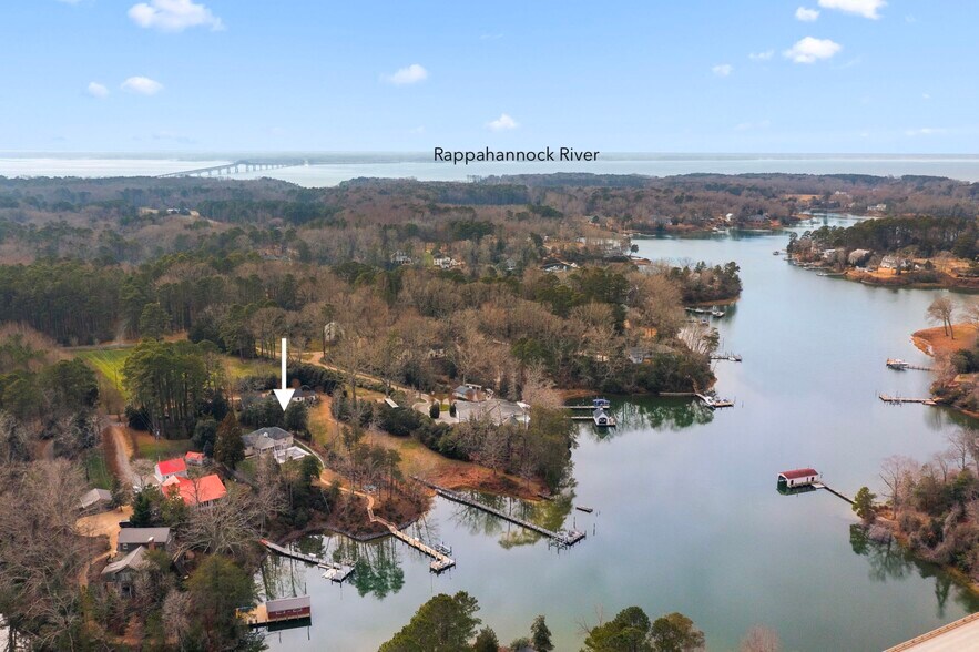 More Photos Of 97 Currell Cove Ln, White Stone Specialty For Sale
